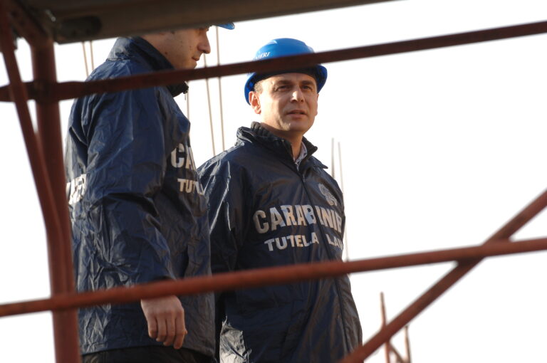 Carabinieri,vigilanza in edilizia e saloni di parrucchiere nel Palermitano