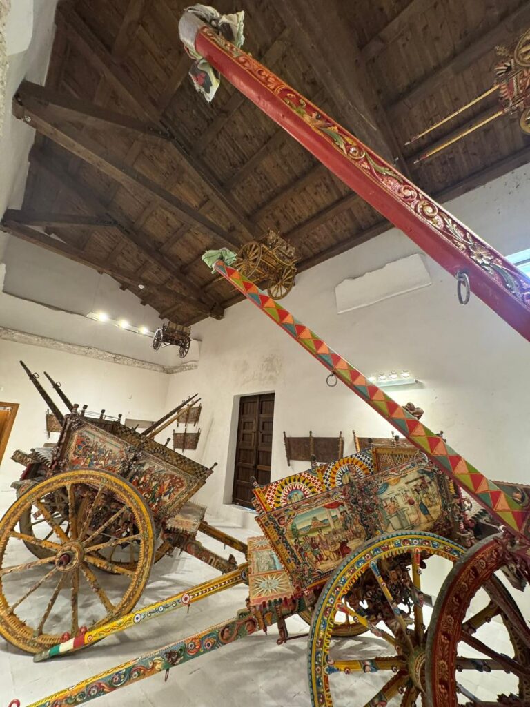 Museo del carretto e del pupo siciliano Madonie a Villa Sgadari