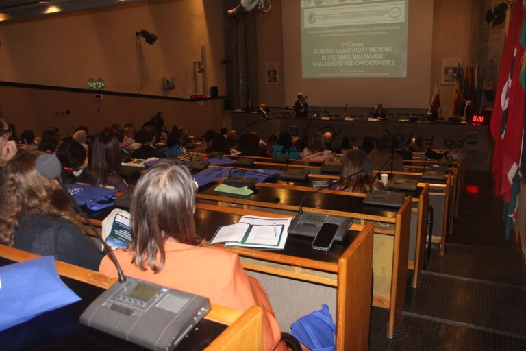 Policlinico di Palermo, test sul sangue e terapie monoclonali per vincere la sfida contro l’Alzheimer
