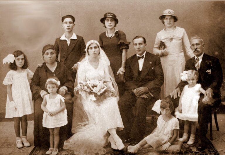 Al Museo Etnografico Siciliano Giuseppe Pitrè “Ventanni di moda: gli anni  40 e 50”