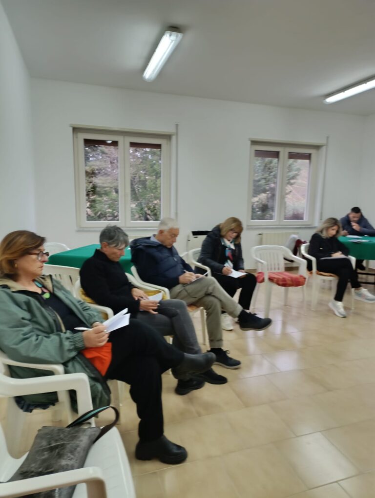 Il laboratorio della felicita’  a Borgo San Giovanni-Petralia Soprana