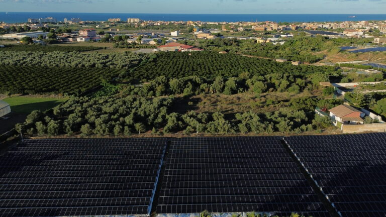Imprese, pubblicato l’avviso “Sicilia efficiente”. Schifani: «89 milioni per chi investe in risparmio energetico e innovazione verde»
