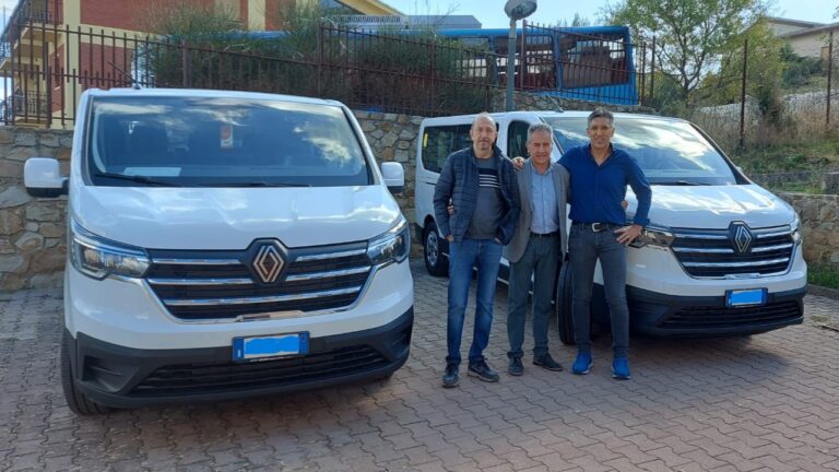 Petralia Soprana, arrivano due nuovi pulmini attrezzati per il trasporto sociale