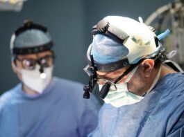 Paziente col cuore a destra anziché a sinistra: un intervento “allo specchio” a Maria Eleonora Hospital di Palermo