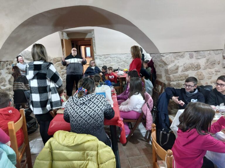 Gangi,40 bambini lontano dai social: singolare il Natale promosso dalla parrocchia di San Cataldo e della Chiesa Madre