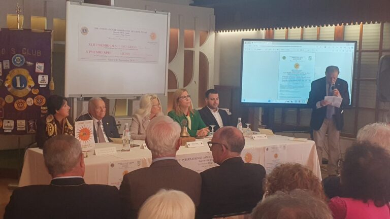 Lions club Cefalù premia gli studenti più meritevoli