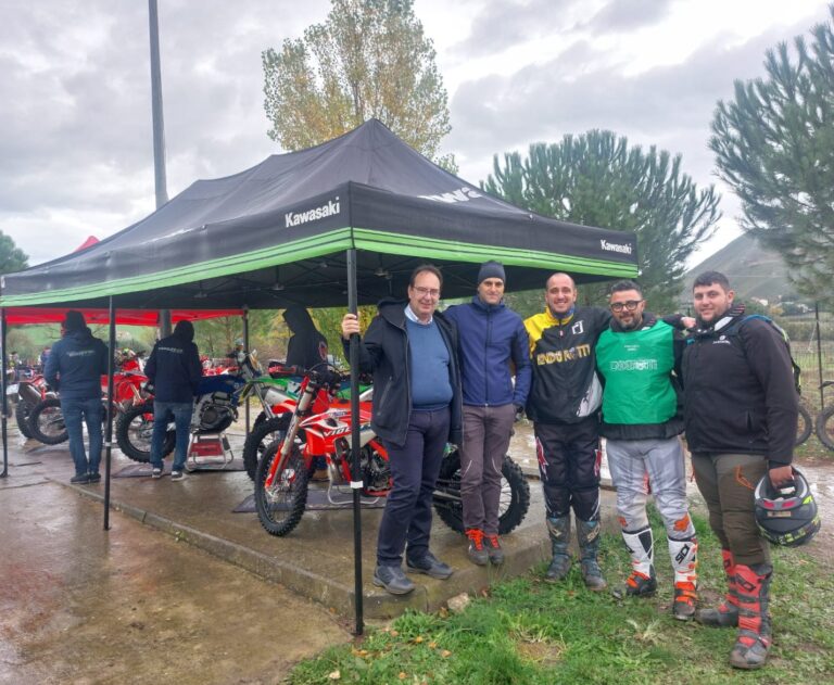 GANGI IL MALTEMPO NON FERMA ENGYON ARD ENDURO