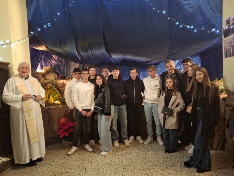 Ad Alimena inaugurato il presepe dei ragazzi di casa Sant’Angela Merici