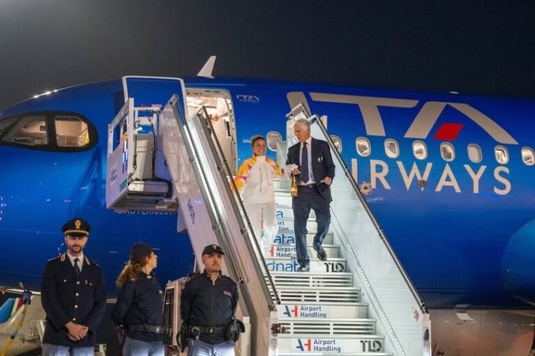 Milano Cortina 2026 fa tappa a Cefalù