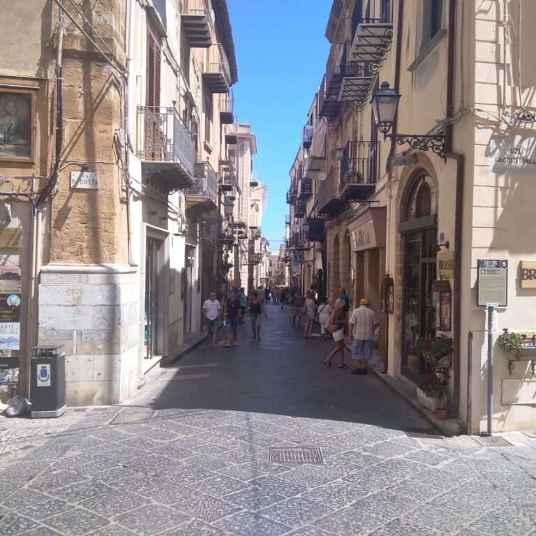 Cefalù e il settore alberghiero: Spinosa: “la nostra associazione è impegnata a difesa della categoria”
