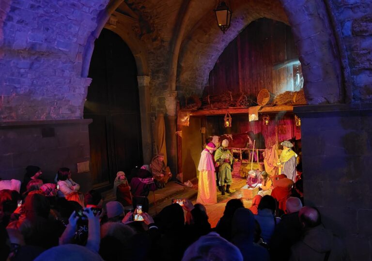 GANGI, NUMERI DA RECORD PER IL PRESEPE VIVENTE DA NAZARETH A BETLEMME