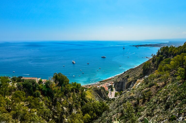 BALNEARI DELLA SICILIA IN EMERGENZA: MISURE URGENTI PER EVITARE LA CHIUSURA ESTIVA 2026