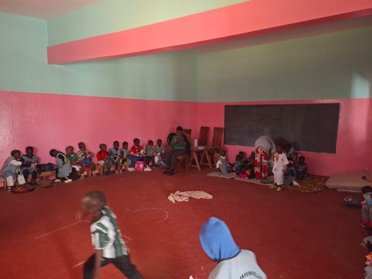 NEL CUORE DEL SENEGAL: NUOVA LUCE E COLORI PER LA  SCUOLA MATERNA “Denise Latini” di DAGGA