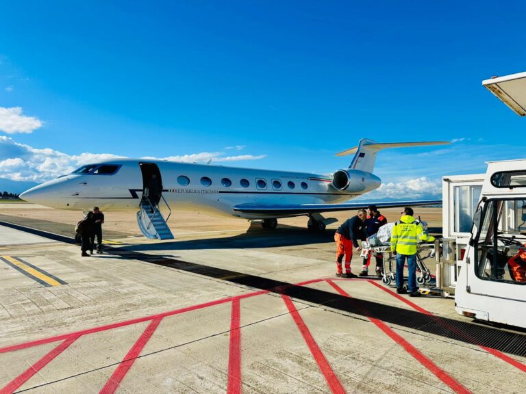 Aeronautica Militare. Neonato in pericolo di vita trasportato d’urgenza a Roma