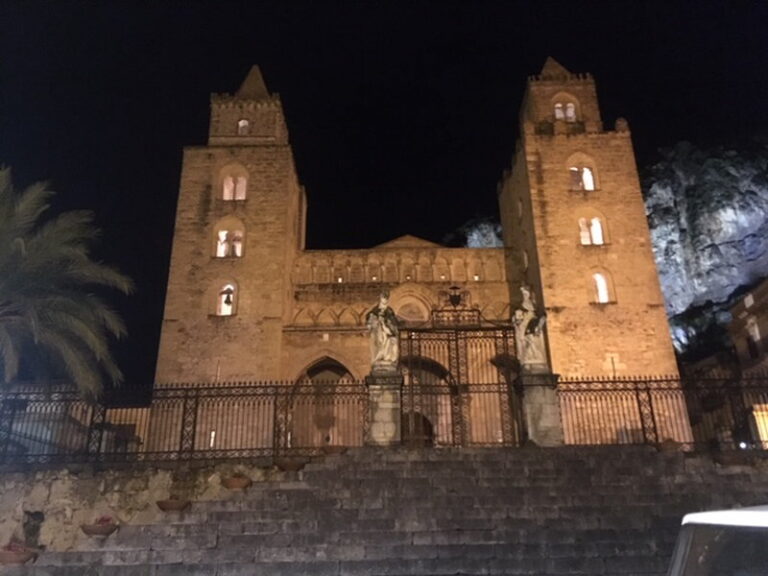 Duomo di Cefalù: inaugurazione del nuovo ambone e della cattedra