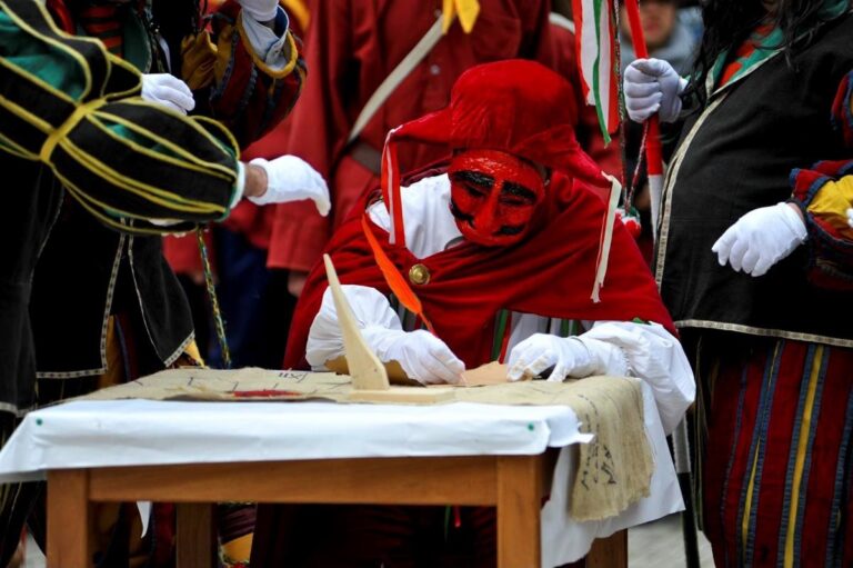 Il Mastro di Campo di Mezzojuso: La pantomima discendente dell’antico Carnevale di Palermo, ovvero l’Atto di Castello
