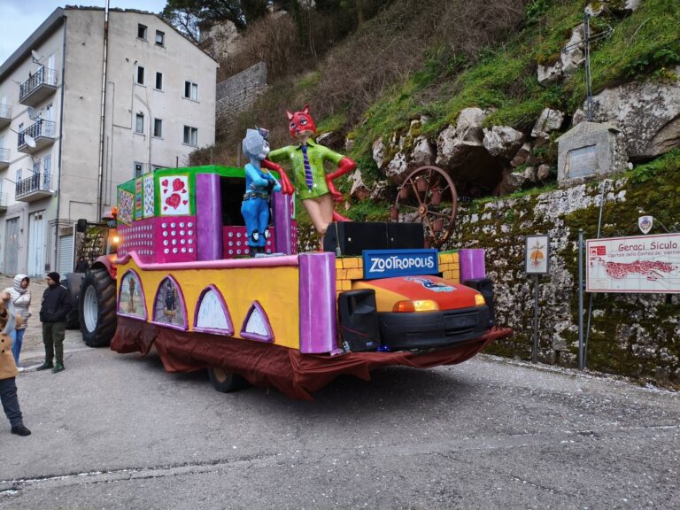 Il  Carnevale di Geraci Siculo da il via a quello delle Madonie