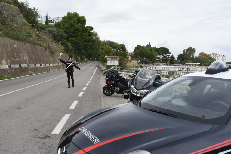CAMPOFELICE DI ROCCELLA ,UN UOMO  IN MANETTE PER SPACCIO