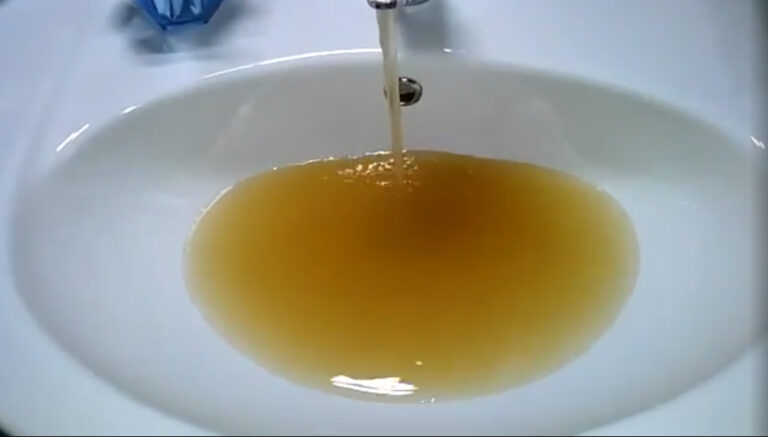 La Costituente interviene sull’acqua torbida a Castelbuono
