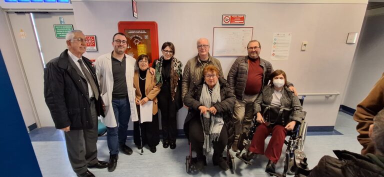 Dalla solidarietà alla cura: donati al Policlinico Giaccone strumenti per i pazienti con Miastenia
