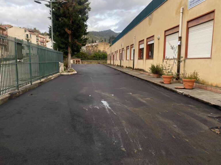 Lascari. Rifacimento pavimentazione Scuola via Kennedy