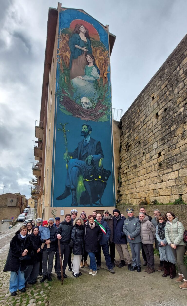 A GANGI INAUGURATO IL MURALE “KORE DI MADRE” DI IGOR SCALISI PALMINTERI