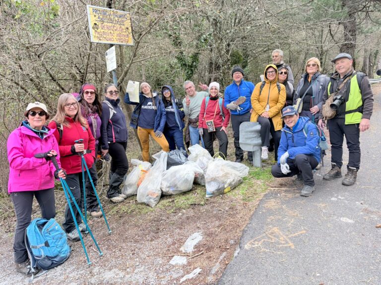 “Plastic Free Passeggiata Ecologica” a cura del Cai di  Cefalu’