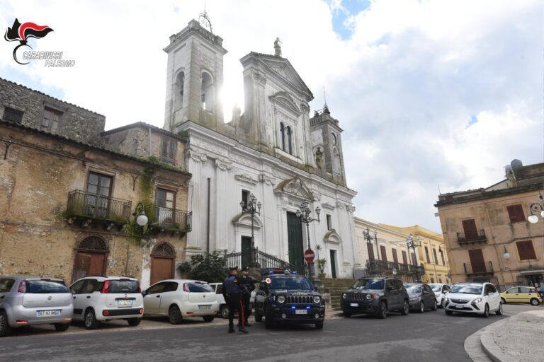 Valledolmo,arrestato un professionista per estorsione e sfruttamento nei campi