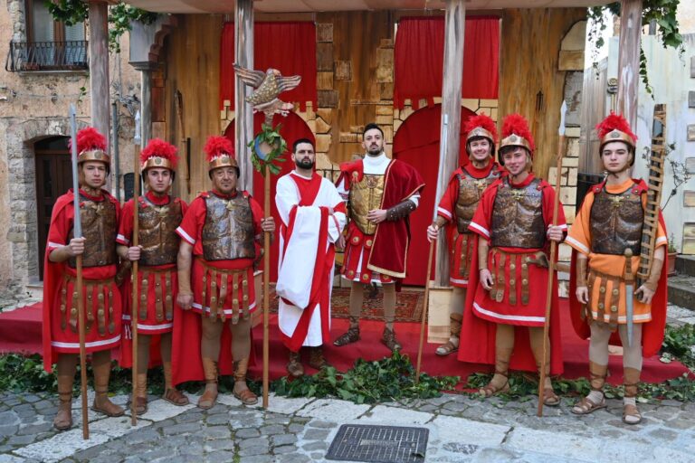 “A Visària”, la sacra rappresentazione della passione di Cristo a San Mauro Castelverde (promo)