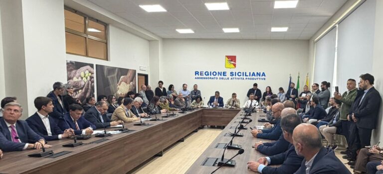 Attività produttive, presentati quattro nuovi bandi su sviluppo, imprese e innovazione