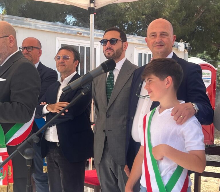 Scuola elementare a Campofelice di Roccella, Figuccia: “Investire nell’istruzione per il futuro delle nostre comunità”