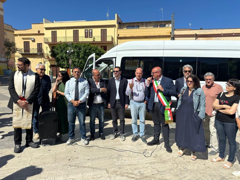 A Balestrate e Trappeto arrivano gli scuolabus dopo 40 anni