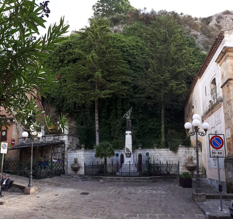 Petralia Sottana prepara la festa per i 100 anni  del Monumento ai Caduti