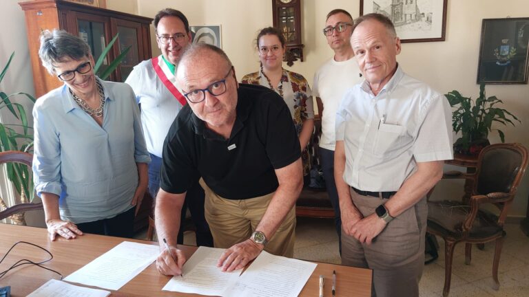 Gangi, famiglia TSCHINKE-DANEU dona al Comune  una collezione archeologica