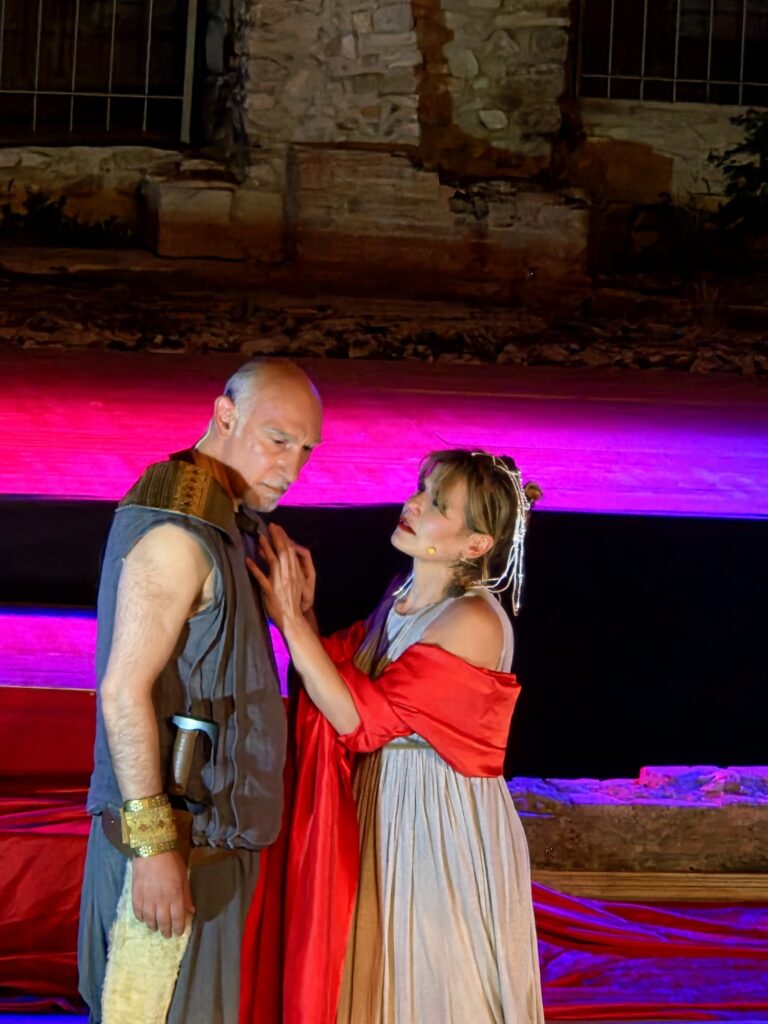 TEATRI DI PIETRA 2026 in Sicilia: al via giovedì 16 luglio fino al 5 settembre in 15 comuni siciliani con più di 80 spettacoli