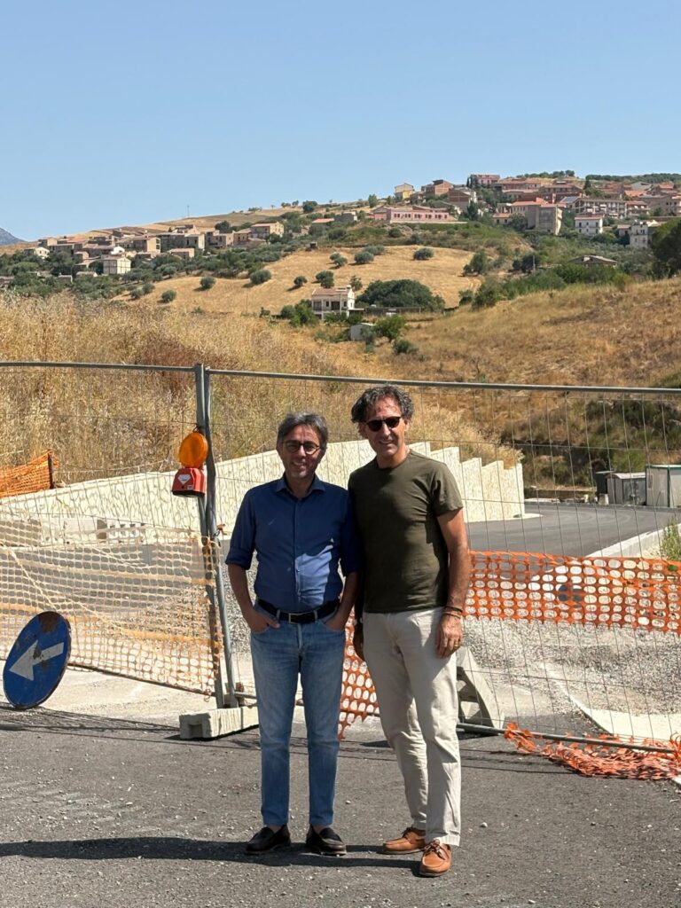 “Strada Irosa–Madonnuzza: bene i passi avanti nel cantiere  ma resta il silenzio dell’Unione dei Comuni delle Madonie”