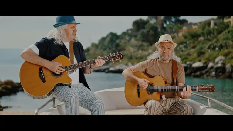 “Sanu comu un pisci”: il nuovo videoclip dei Calandra & Calandra  colonna sonora del Film “Sano come un pesce”