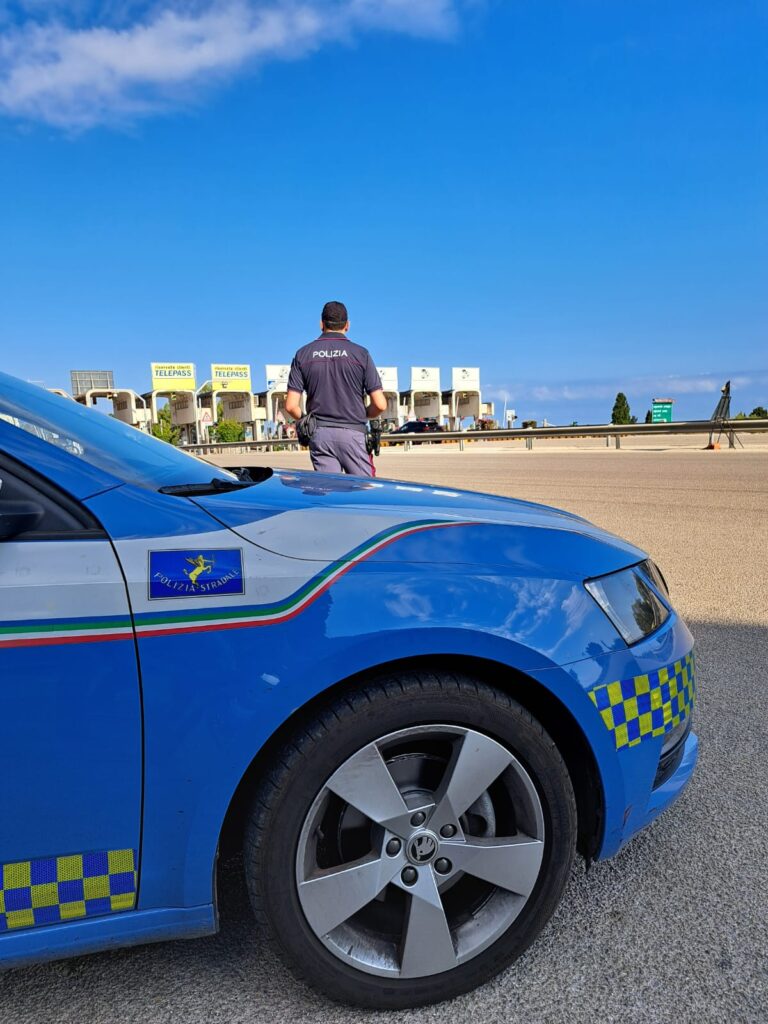 Buonfornello,la Polizia esegue due fermi per furti
