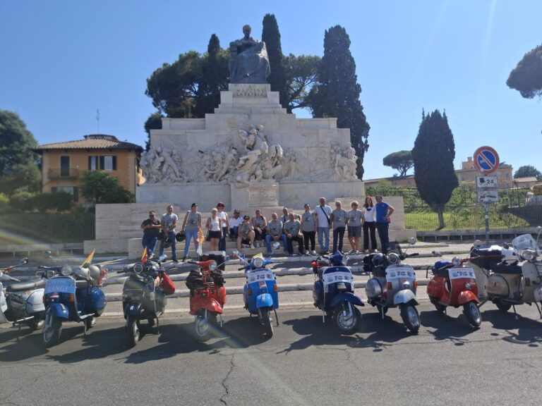 80 anni della Vespa, 18 iscritti al Club di Termini, a Roma per il raduno mondiale