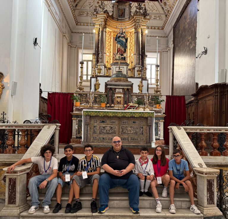 Gangi, la Parrocchia S. Nicolò custodita  dai ragazzi
