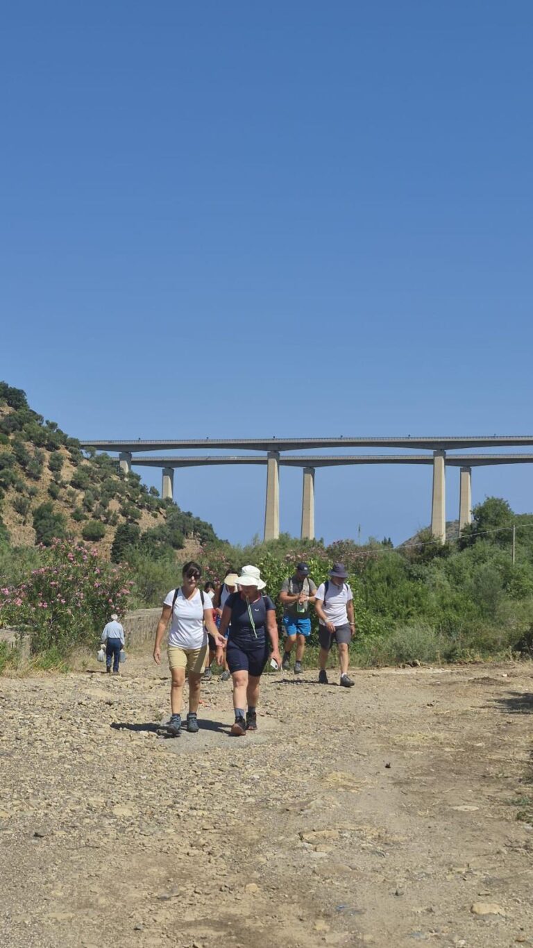 Club Alpino. Trekking fluviale lungo il torrente Caronia con Miriam Cerami, Benedetto Bonomo e Totò Giglio