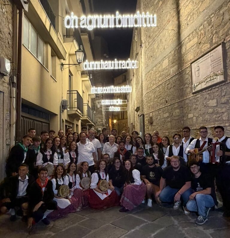 GANGI ILLUMINA LA SUA TRADIZIONE CON“AGNUNI BINIDITTU”GRAZIE A PROGETTO DEMOCRAZIA PARTECIPATA