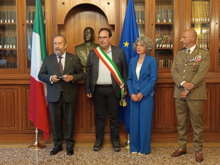 Gangi, Giornata degli internati italiani nei campi di concentramento tedeschi: consegnata alla Prefettura di Palermo la Medaglia d’Onore alla memoria del soldato Giuseppe Ciappina