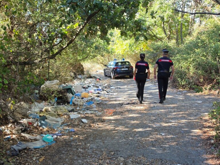 Carabinieri. Sequestrata discarica abusiva a Petralia Sottana